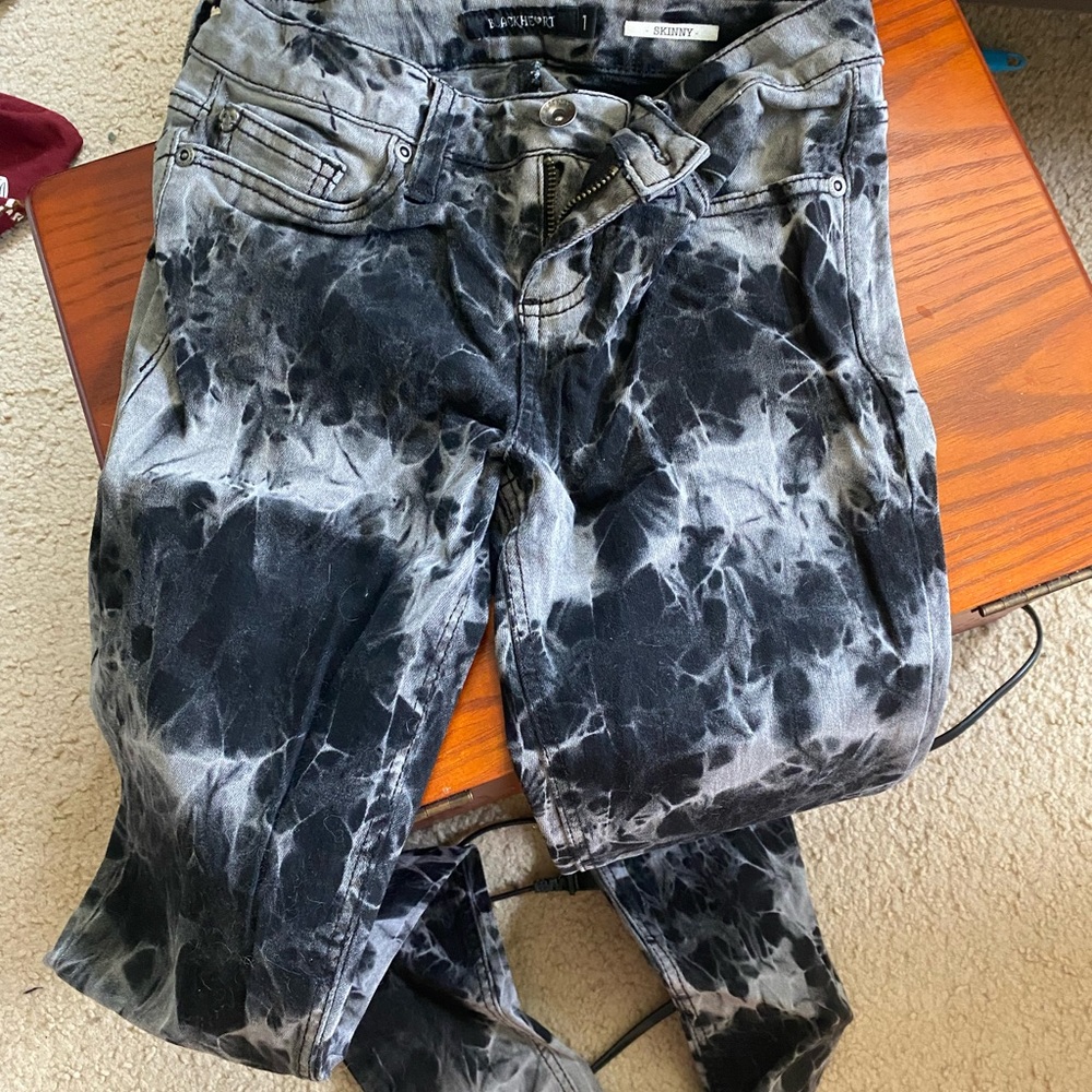 Hot Topic Lovesick jeans size 1. Great condition